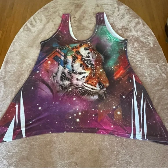 Tiger Tank Top - Picture 6 of 9